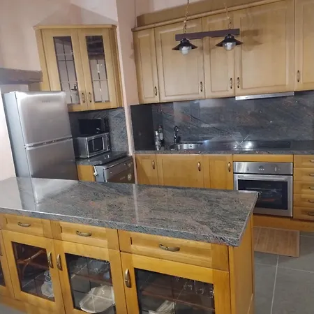 Aran Apartment Seniu